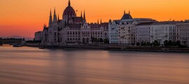 Унгария : Наем на частен самолет