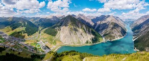 Ливиньо: наемане на частен самолет