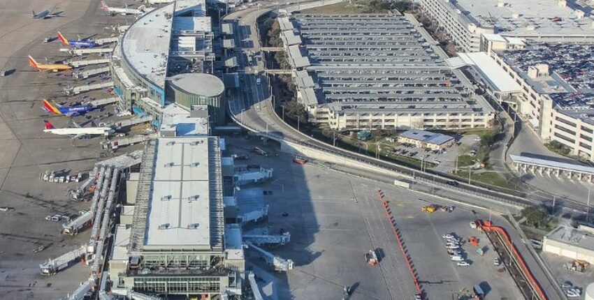 Austin-Bergstrom International : частен самолет под наем