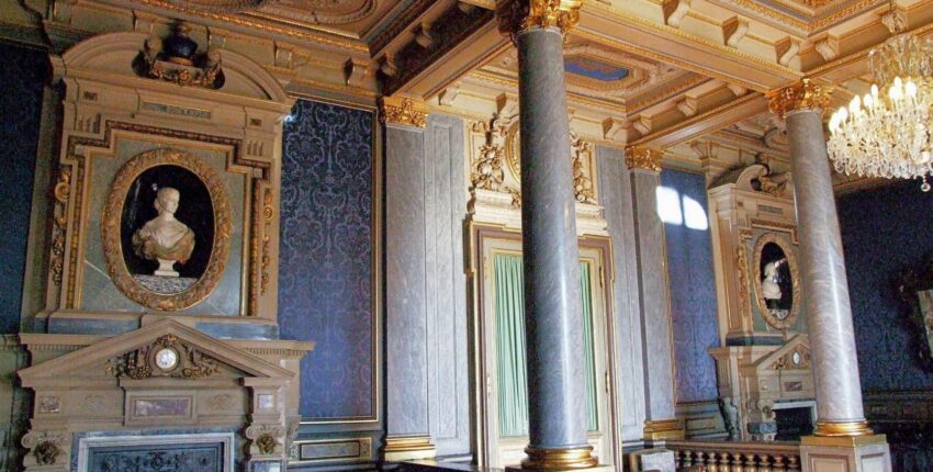 Château de Ferrières: преживяване с хеликоптер